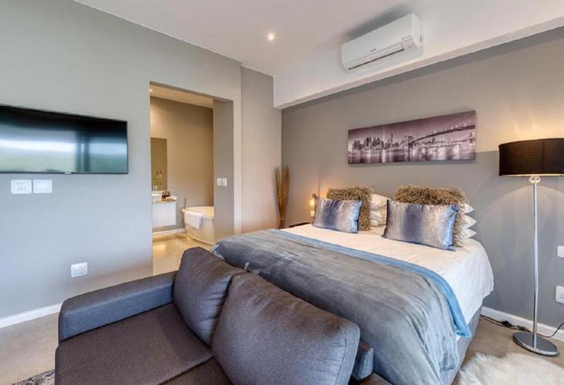 ホテル Crown On The Heads