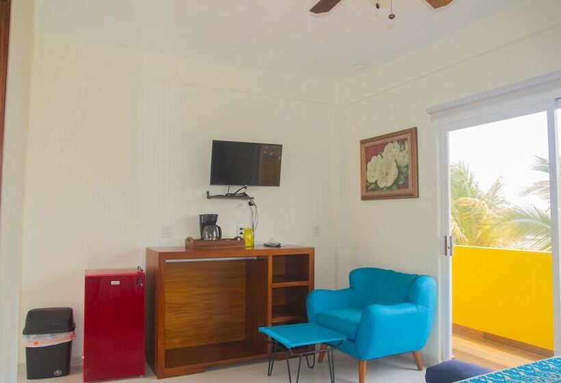 فندق Happy Beach