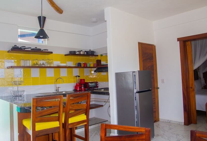 فندق Happy Beach