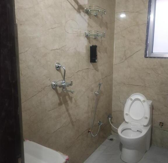 فندق Immortal Inn