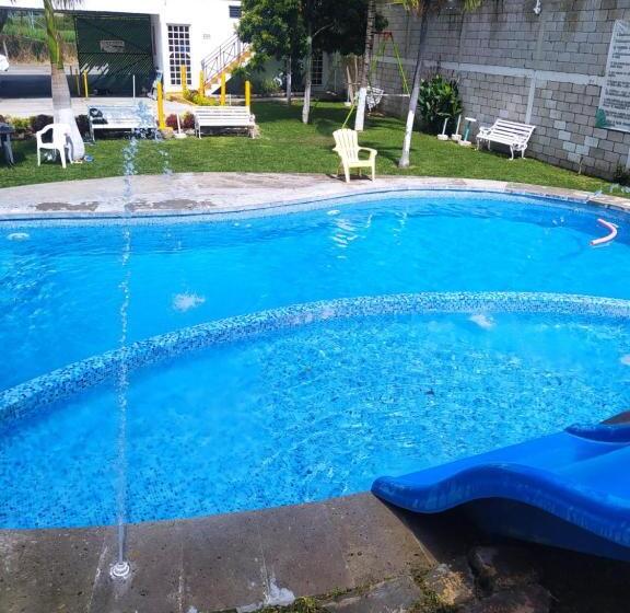فندق Los Abuelos