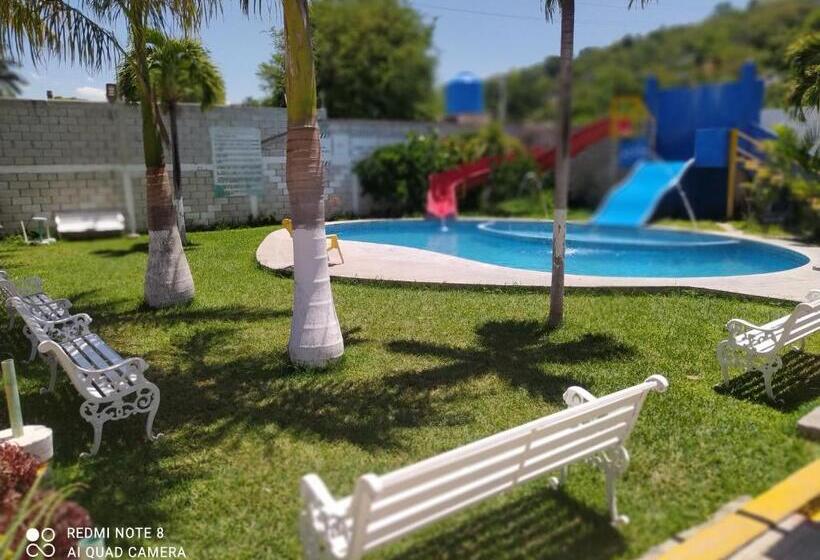 فندق Los Abuelos