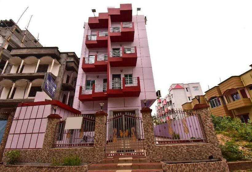 בית מלון כפרי Pioneer