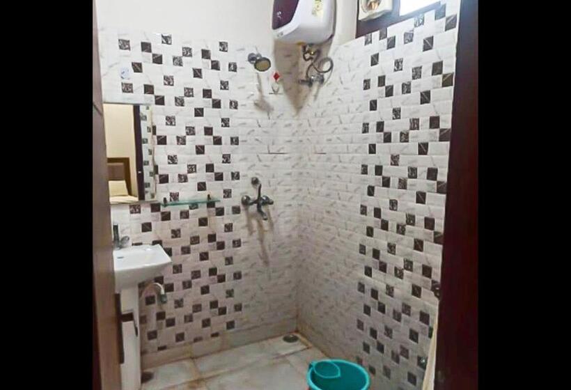 Отель Taj Ramaya Stay By Wb Inn