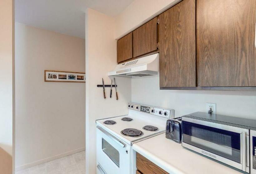 فندق Wilderness 27