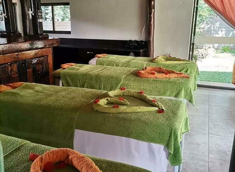 Ocean Motion Day Spa & Lodge