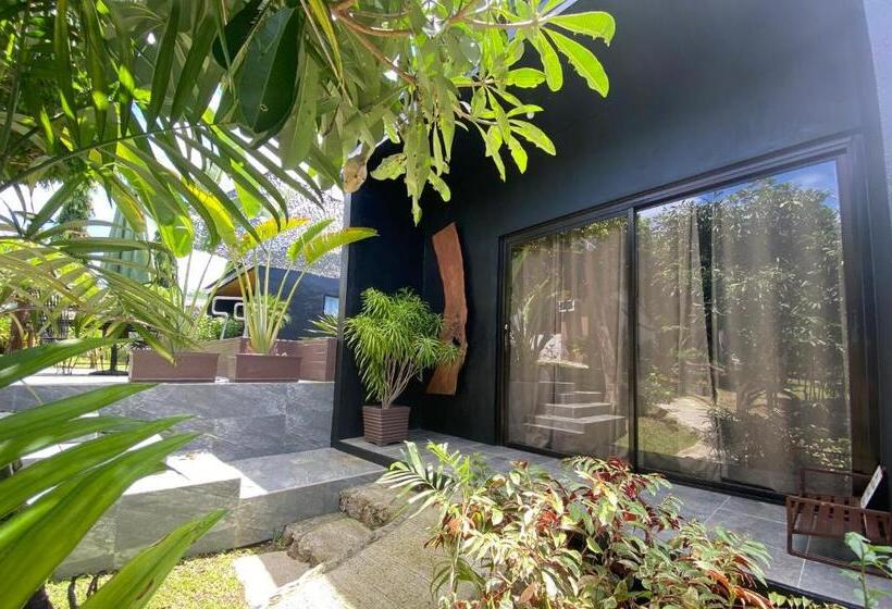 פנסיון Hilltop Cabins