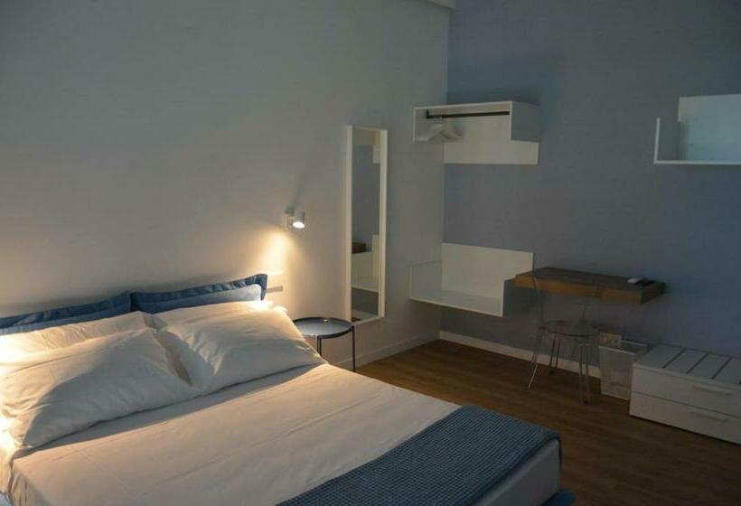 ペンション La Cicada