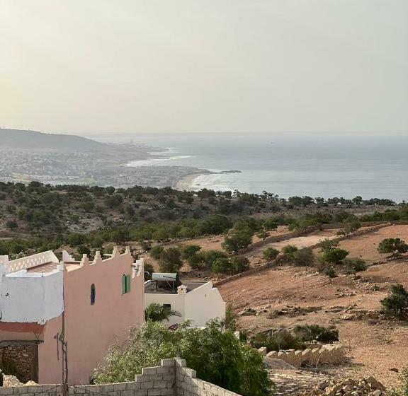 بنسيون La Colina House Taghazout