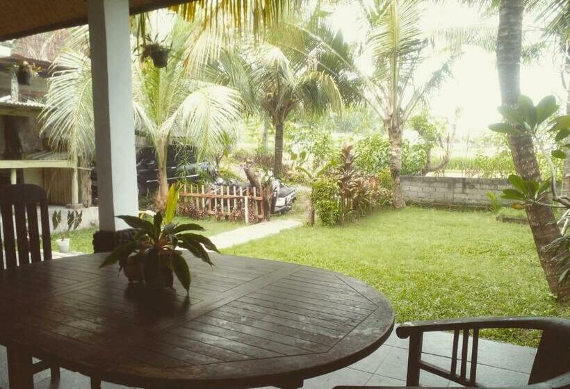 פנסיון Medewi Good Vibes Surf&stay