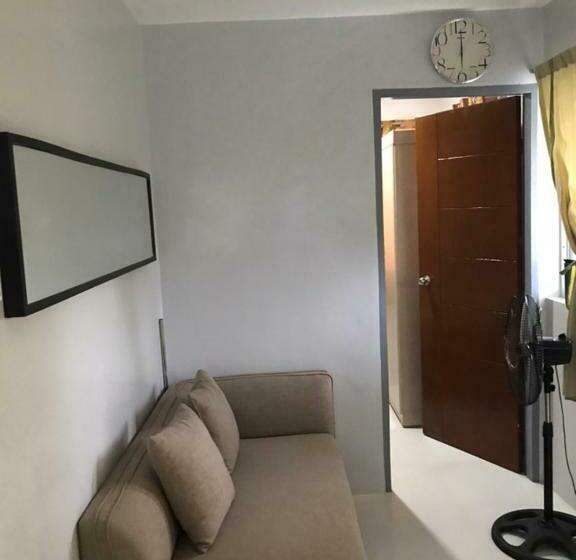 펜션 Transient Housing 2nd Floor Only