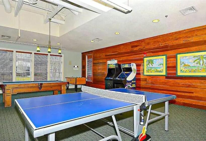 Relaxing Bethany Beach Retreat, Pools, Families Welcome Including Dogs!