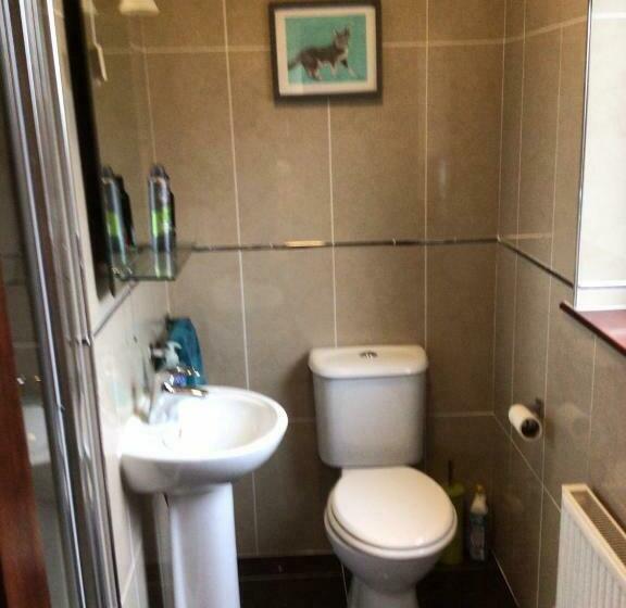 住宿加早餐  Errew Lodge