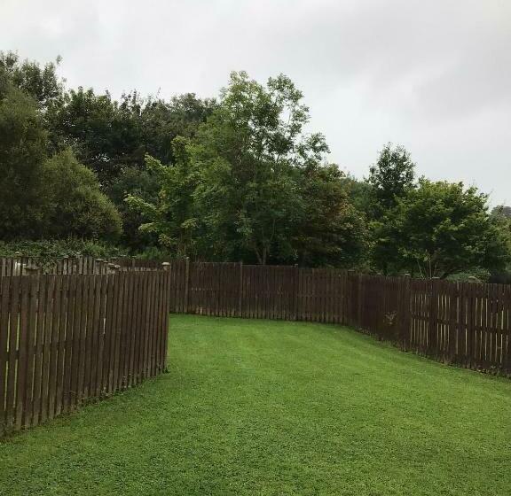 住宿加早餐  Errew Lodge