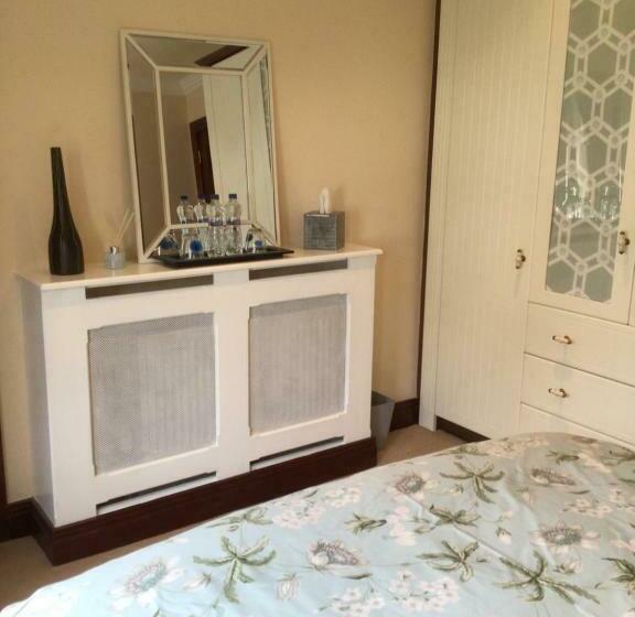 住宿加早餐  Errew Lodge