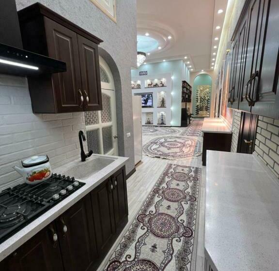 مبيت وإفطار Damir