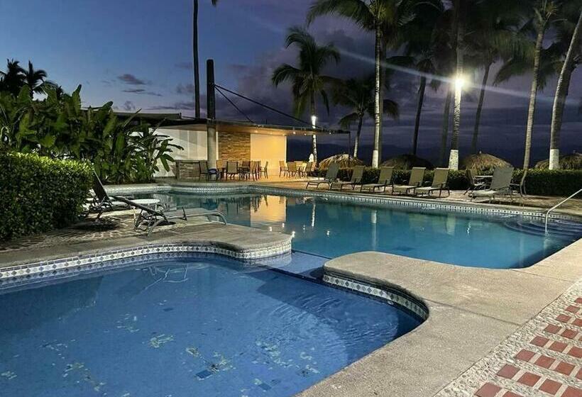 Brisas Vallarta   Just Steps From The Beach!