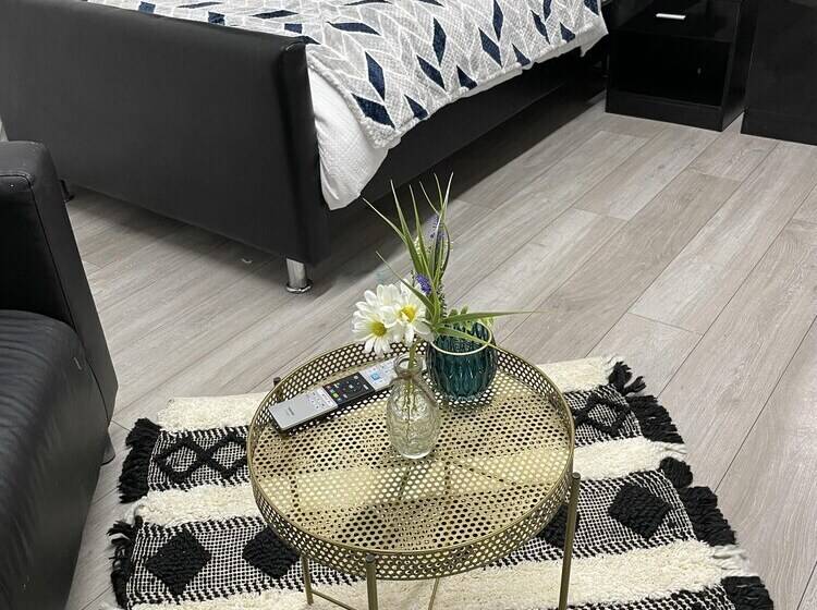 Bv Lush Studio At Queensgate Huddersfield Town Centre