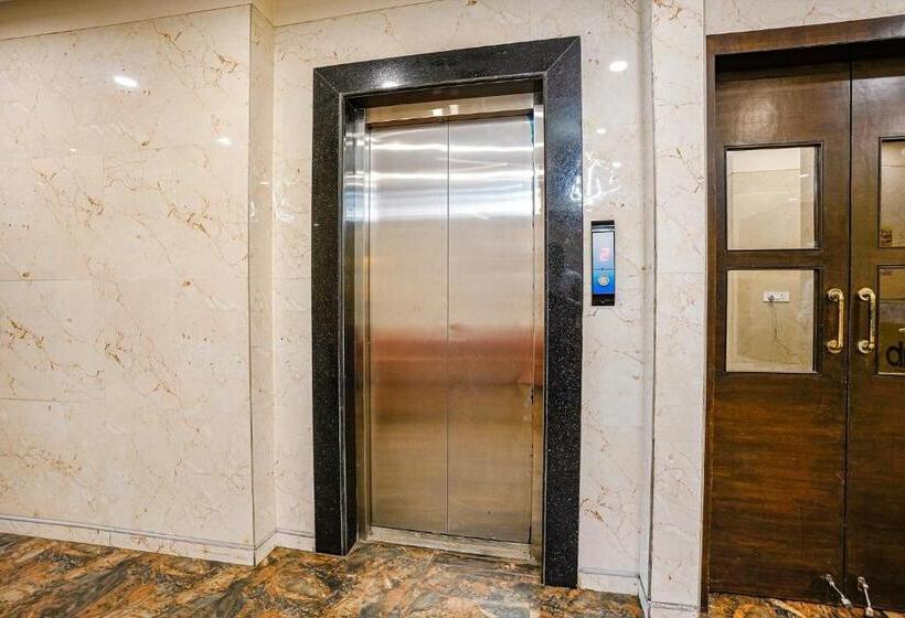 Fabhotel Vertigo Suites Nr Bkc