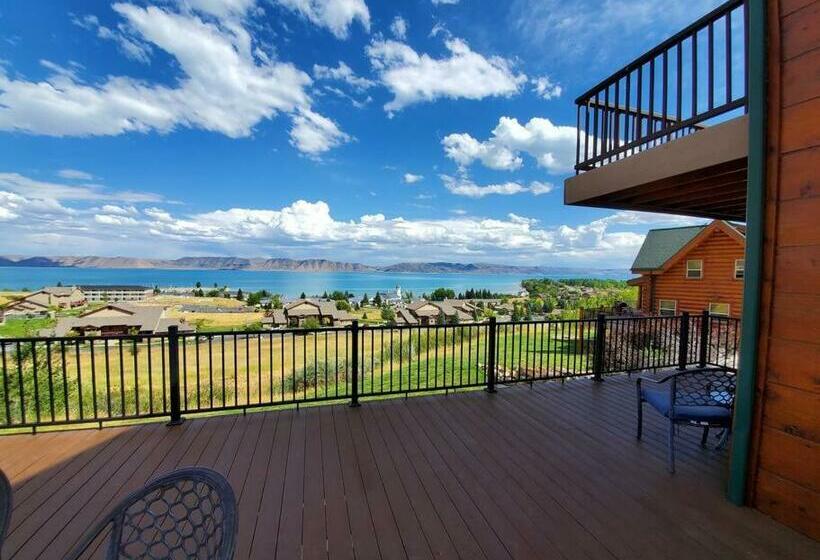 Harbour Village Retreat