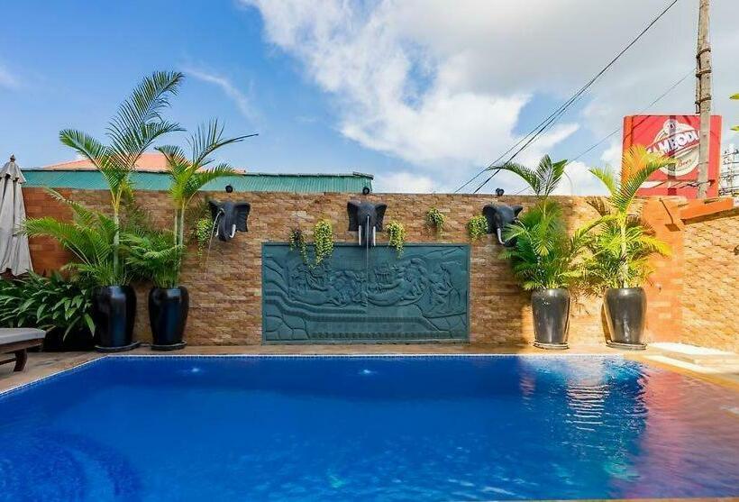 Отель Angkor Leap