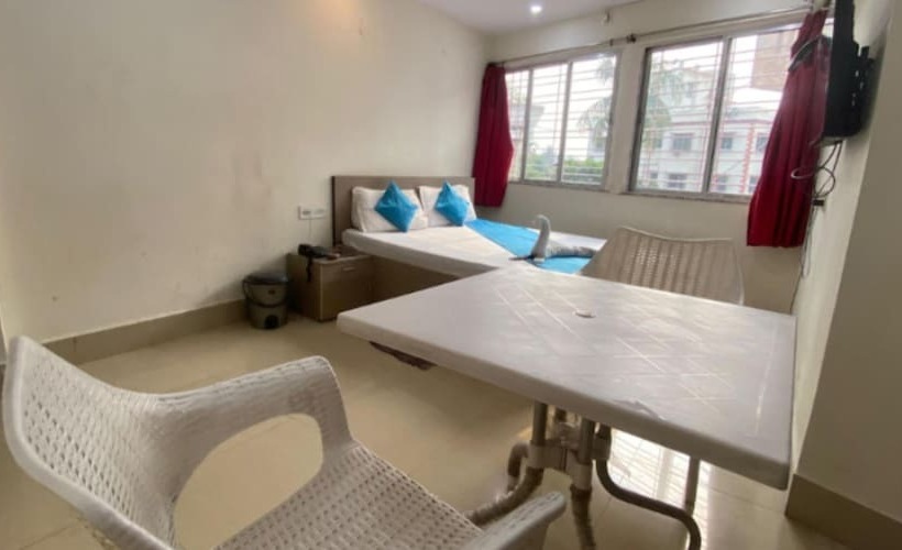 ホテル Goroomgo Vhyom Sky Palace Near Sakherbazar Metro Station Kolkata
