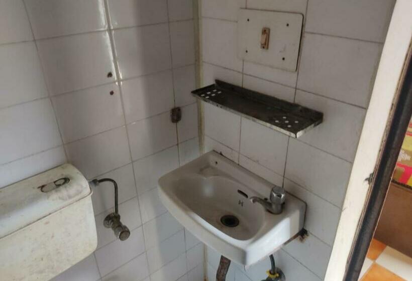 酒店 Landmark By Wb Inn