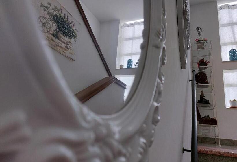 酒店 Nonna Anita Palace Narni