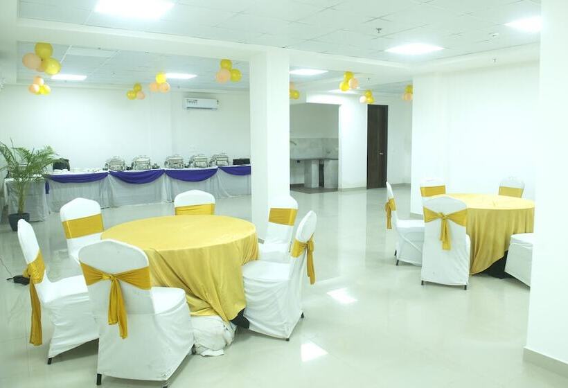 호텔 Posh Residency Artemis Hospital Road Gurgaon