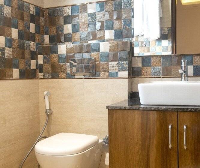 호텔 Posh Residency Artemis Hospital Road Gurgaon