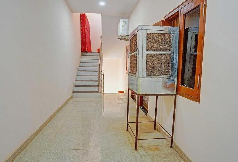 فندق Spot On  Evening Star Inn