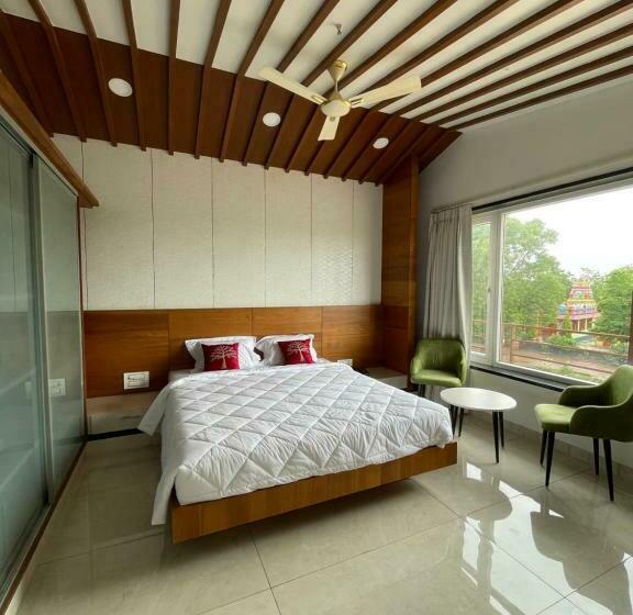 Hylife Hotels And Conventions