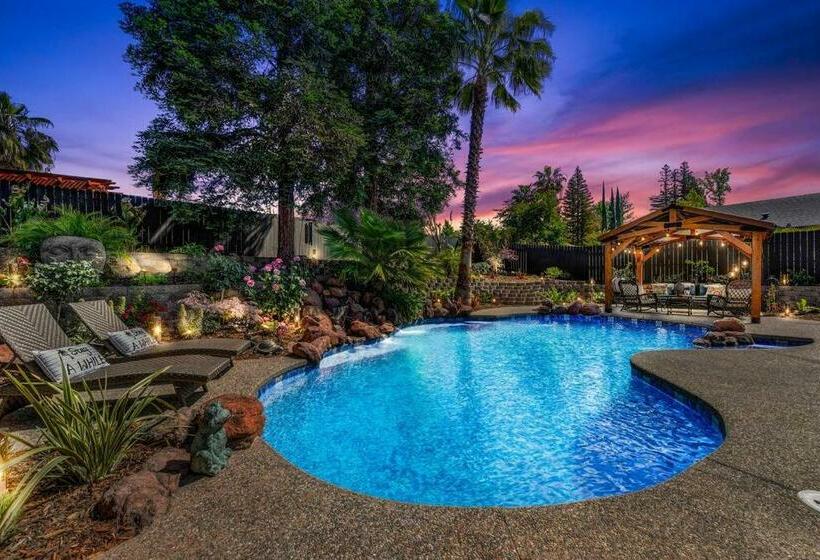 Kissing Turtle Lagoon