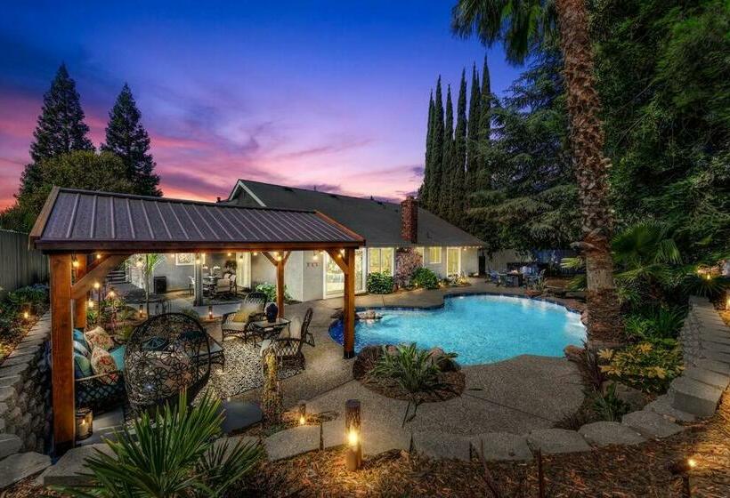 Kissing Turtle Lagoon