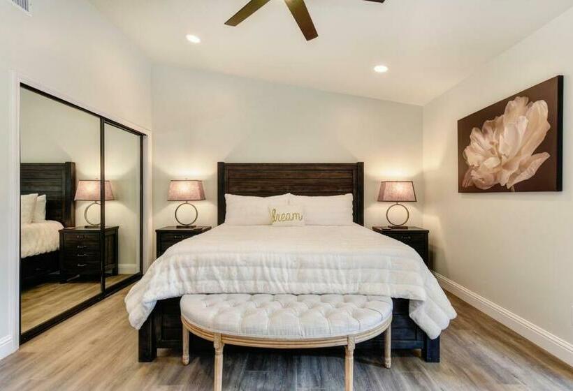 Kissing Turtle Lagoon