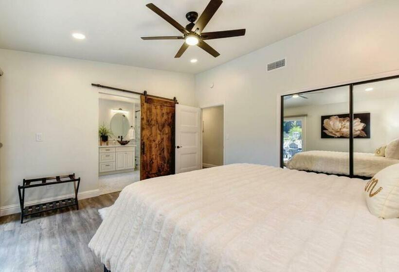 Kissing Turtle Lagoon