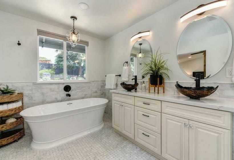 Kissing Turtle Lagoon