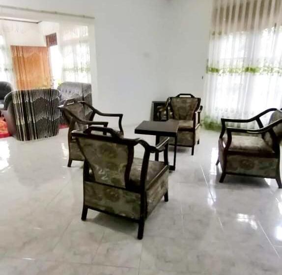 Mountain Paradise Home Stay