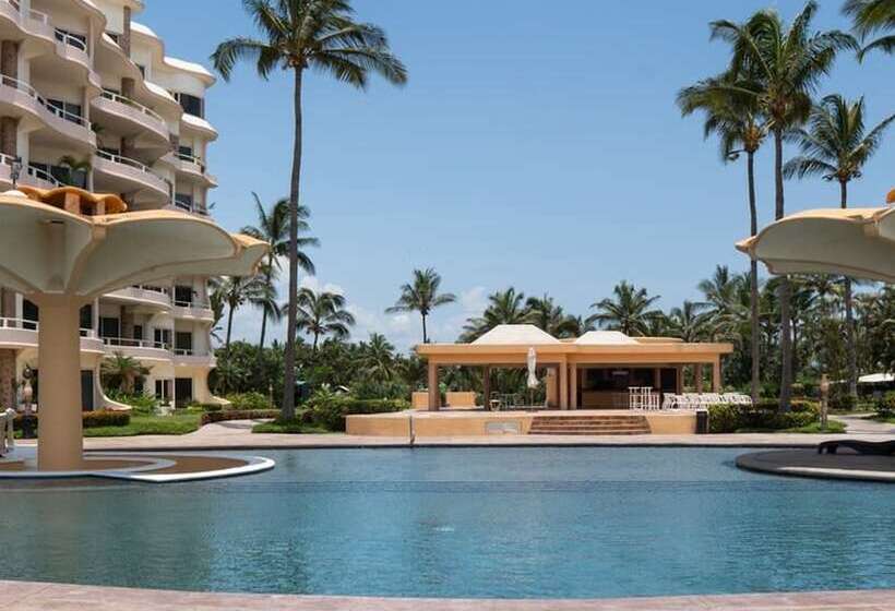 Ocean Front Condo With Pool Sleeps 6 Adults Quinta Del Mar 203