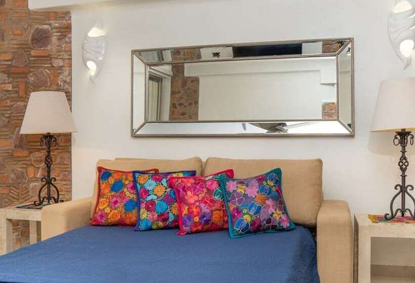 Ocean Front Condo With Pool Sleeps 6 Adults Quinta Del Mar 203