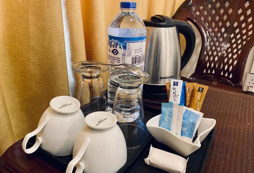 פנסיון Abhaya Resorts