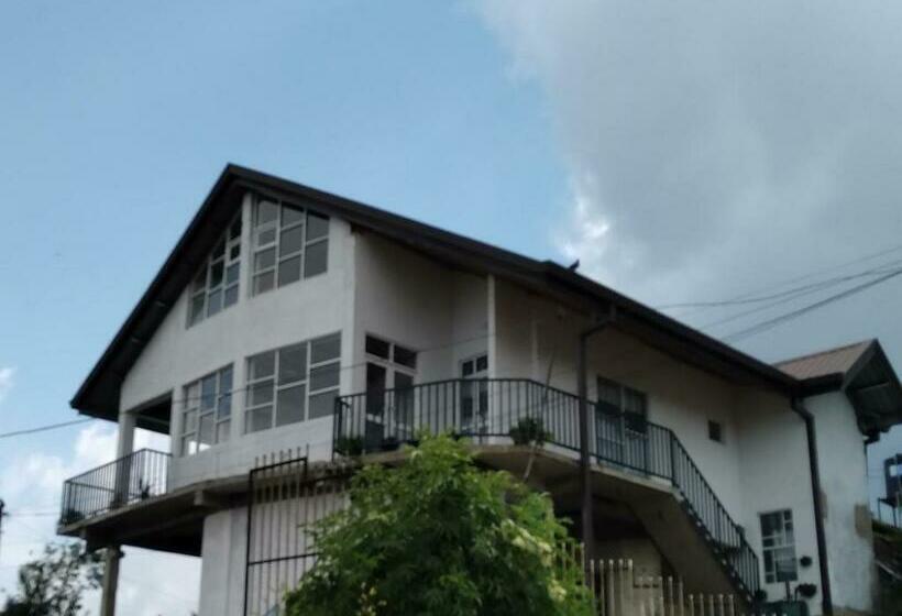 펜션 Sunsky Family Guest Nuwara Eliya