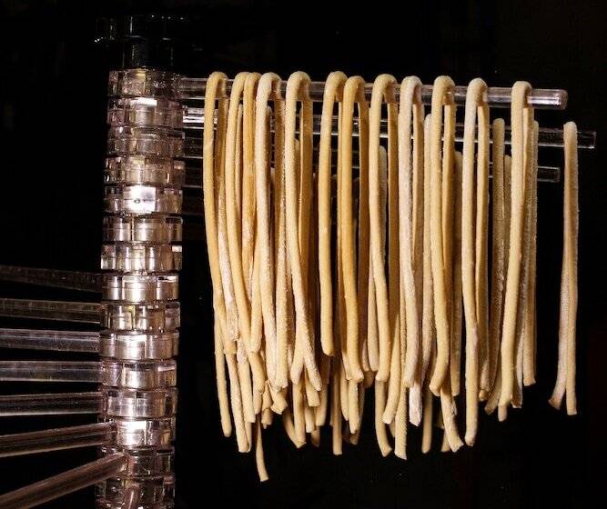 膳宿费 Villa éden