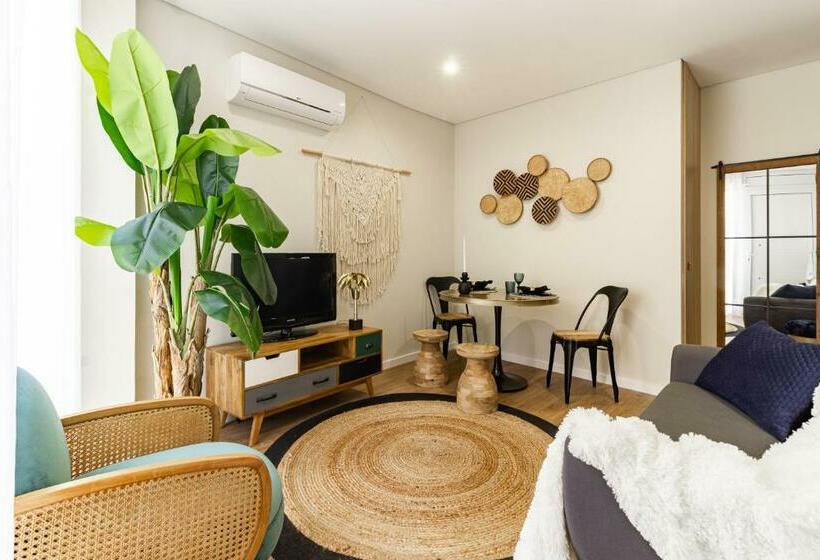 Porta 25 Guesthouse