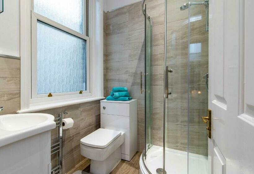 St Johns, Wakefield   Self Check In & Free Parking