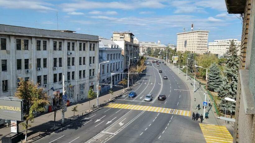 Ultracentral Residence