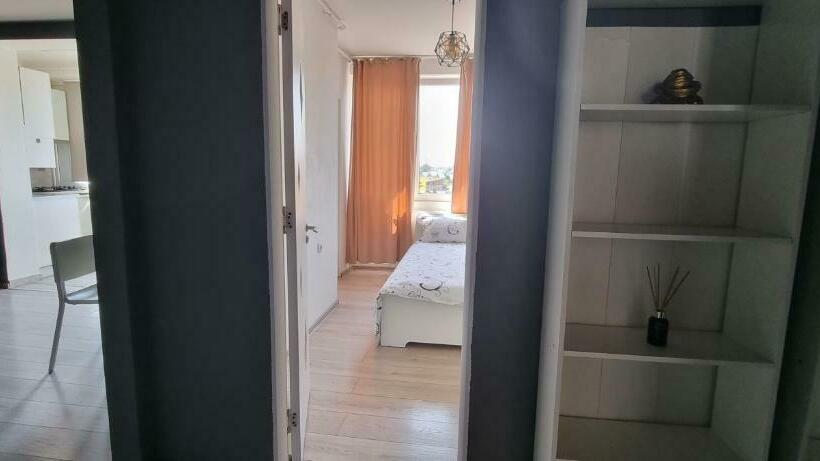 Ultracentral Residence