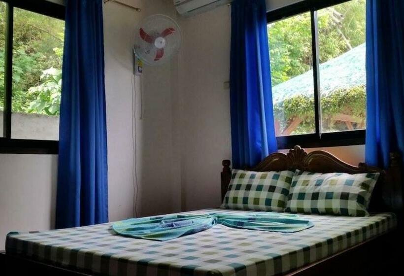 Charming 6 Bed House In Puerto Galera