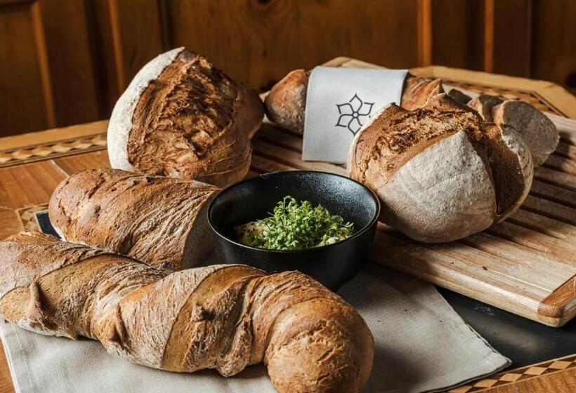 Aktiv & Spa Hotel Alpenrose