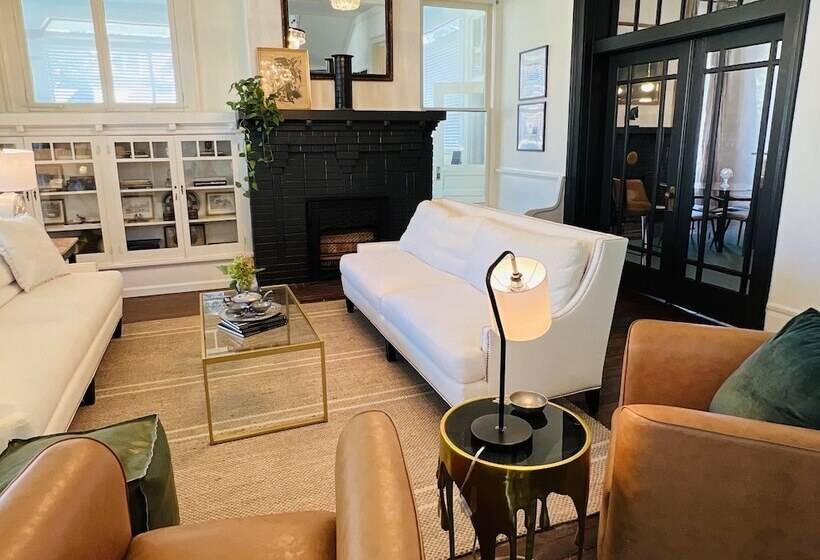 مبيت وإفطار The General S Quarters Boutique